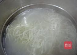 蔬菜炒面的做法图解2