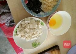木耳豆腐羹的做法图解1