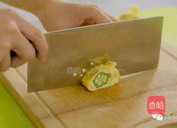 秋葵蛋卷的做法图解7