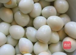 鹌鹑蛋红烧肉的做法图解2