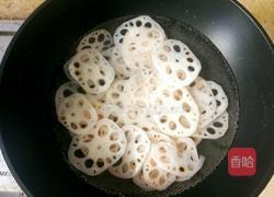 凉拌藕片的做法图解3