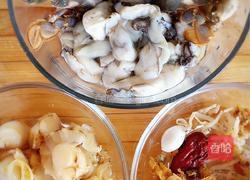 海鲜酸菜锅的做法图解3