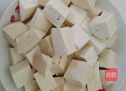 孜然肉沬豆腐的做法图解1