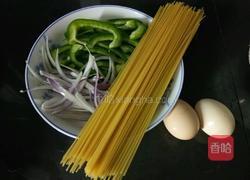 意大里面炒鸡蛋的做法图解1