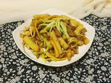 九芽肉丝炒年糕