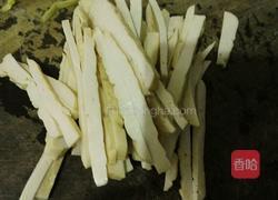 九芽肉丝炒年糕的做法图解2