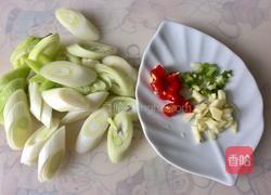杏鲍菇扣生菜的做法图解2
