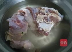 椒盐驴肉丝的做法图解1
