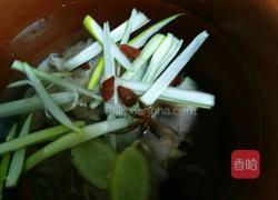 椒盐驴肉丝的做法图解5