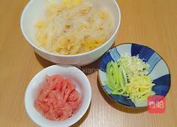 酸菜肉丝的做法图解1
