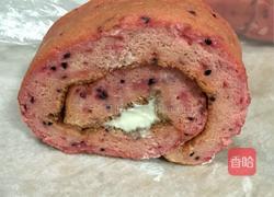火龙果蛋糕卷的做法图解9