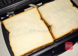 草莓格子吐司的做法图解1