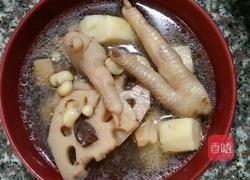 淮山莲藕鸡脚汤的做法图解7