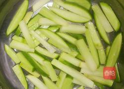 红油三青脆条的做法图解2