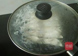 饺子皮锅贴的做法图解11