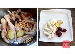 山药黄豆炖鸡爪的做法图解2