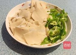 炝炒千叶豆腐的做法图解3