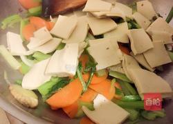 炝炒千叶豆腐的做法图解7