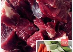 【牛肉炖萝卜】的做法图解1