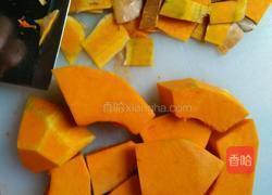 南瓜小米粥的做法图解2