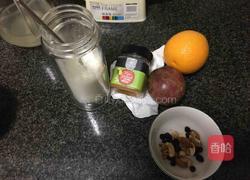 水果杂杯的做法图解1