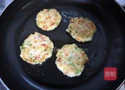 土豆鲜虾饼的做法图解8