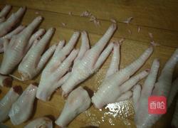 鸡爪白菜蘑菇豆腐汤的做法图解5