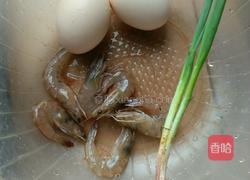 虾仁蒸蛋的做法图解1