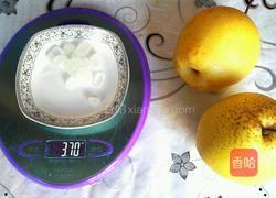 冰糖雪梨的做法图解1