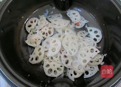小炒青椒藕片的做法图解3