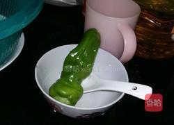 青椒炒半熟四季豆的做法图解2