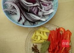 洋葱爆鸡肠的做法图解2