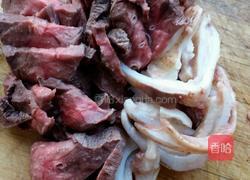 甜椒炒猪肺的做法图解1