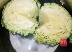 炒包菜的做法图解1