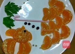 雨伞下的金鱼的做法图解2