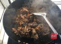 小鸡炖蘑菇的做法图解7