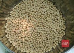 简易版黄豆酱的做法图解1