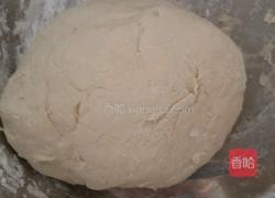 东北家常油饼的做法图解1