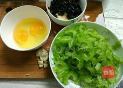 苦瓜炒鸡蛋的做法图解3