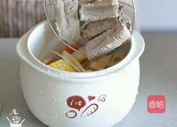 莲藕排骨汤的做法图解4