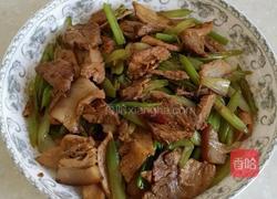 芹菜炒肉的做法图解5