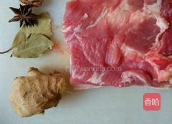花开富贵之东坡肉的做法图解1