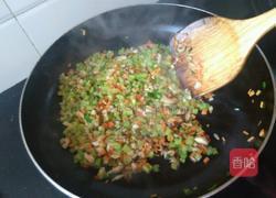 五彩炒饭的做法图解10