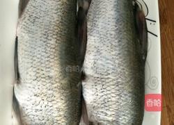糖醋白鱼的做法图解1