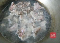 排骨萝卜汤的做法图解2