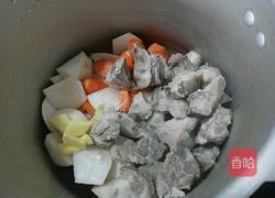 排骨萝卜汤的做法图解4