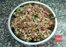 香菇瘦肉饺子的做法图解7