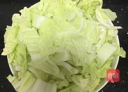 砂锅白菜肥牛卷的做法图解2