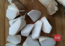 杏鲍菇烧肉的做法图解1