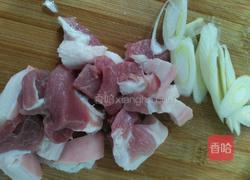 杏鲍菇烧肉的做法图解2
